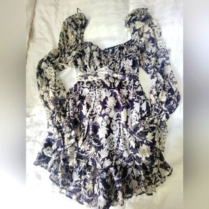 Blue & White dress with tie back and smocked sleeves, Size Large.